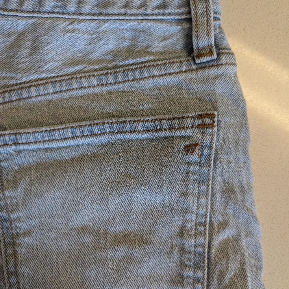 Madewell | Size 25 | Momjean Short - Picture 4 of 8
